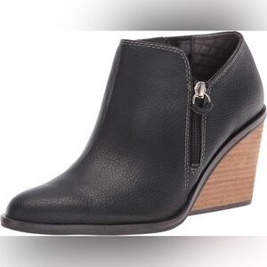 Dr. Scholl's Women's Melody Booties Ankle Boot